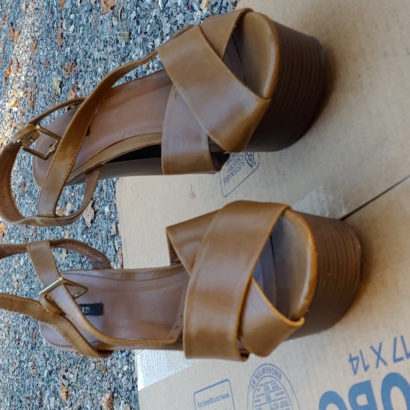 Forever 21 heels - Picture 2 of 6
